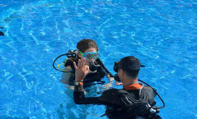 Baptême de plongée encadré par un professionnel, Propriano, TORRA DIVING